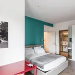 59 Riverside *