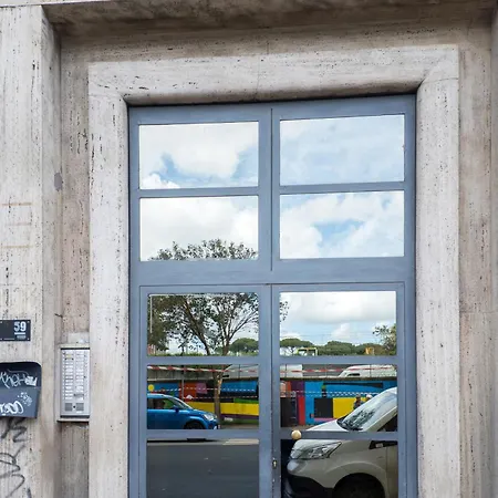 59 Riverside 公寓 *