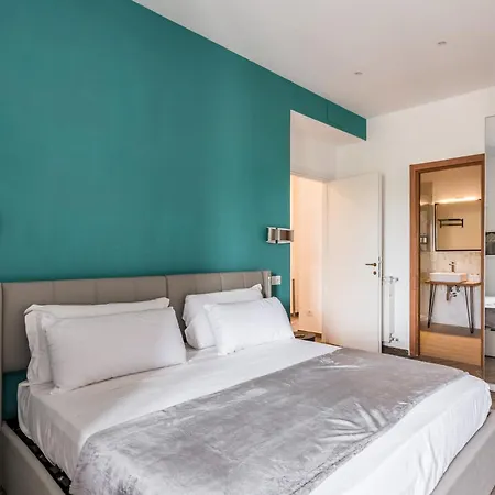 Apartment 59 Riverside *